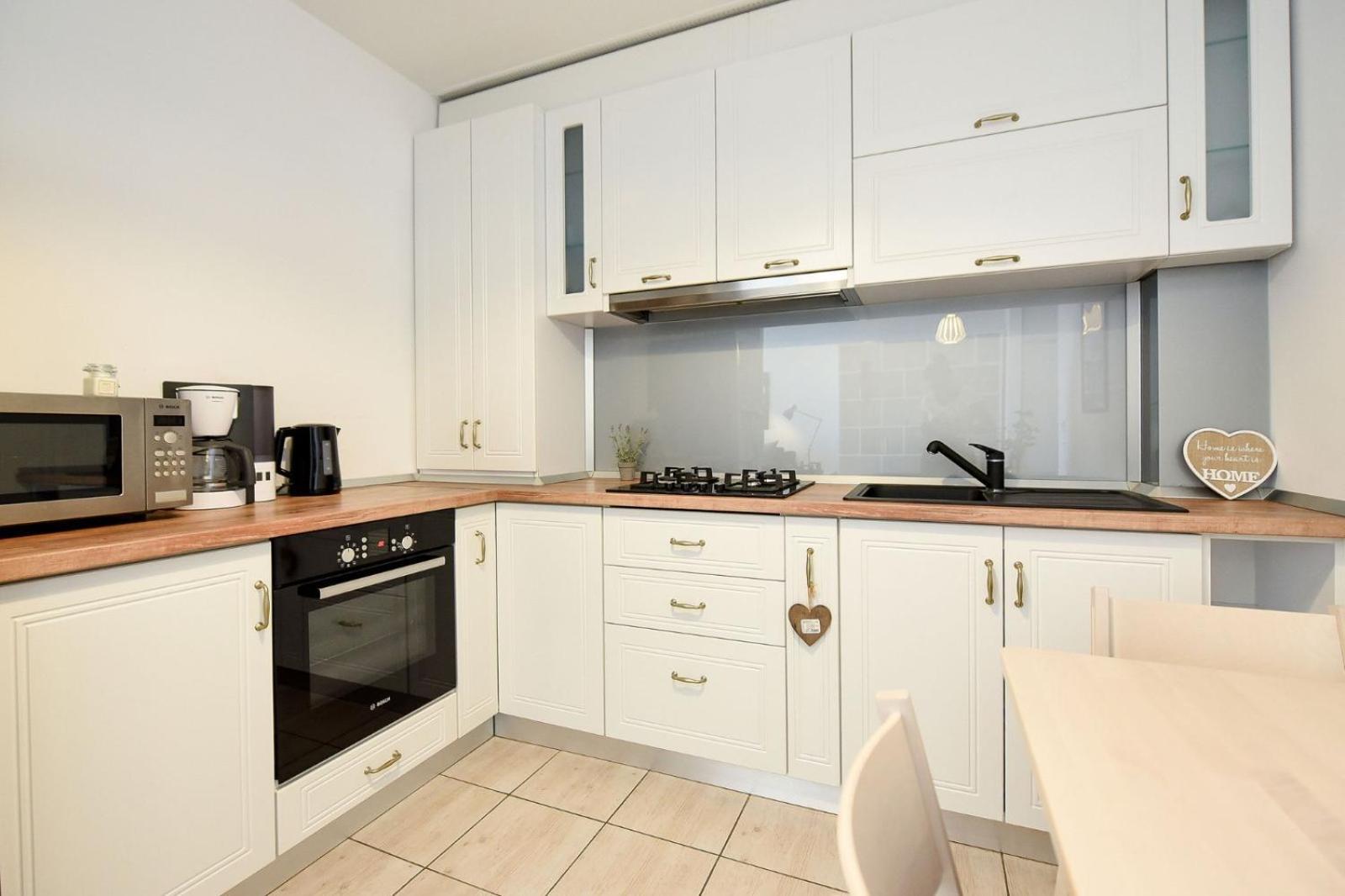 Appartamento Wonderfull 1Br Aviatiei Bucarest Esterno foto